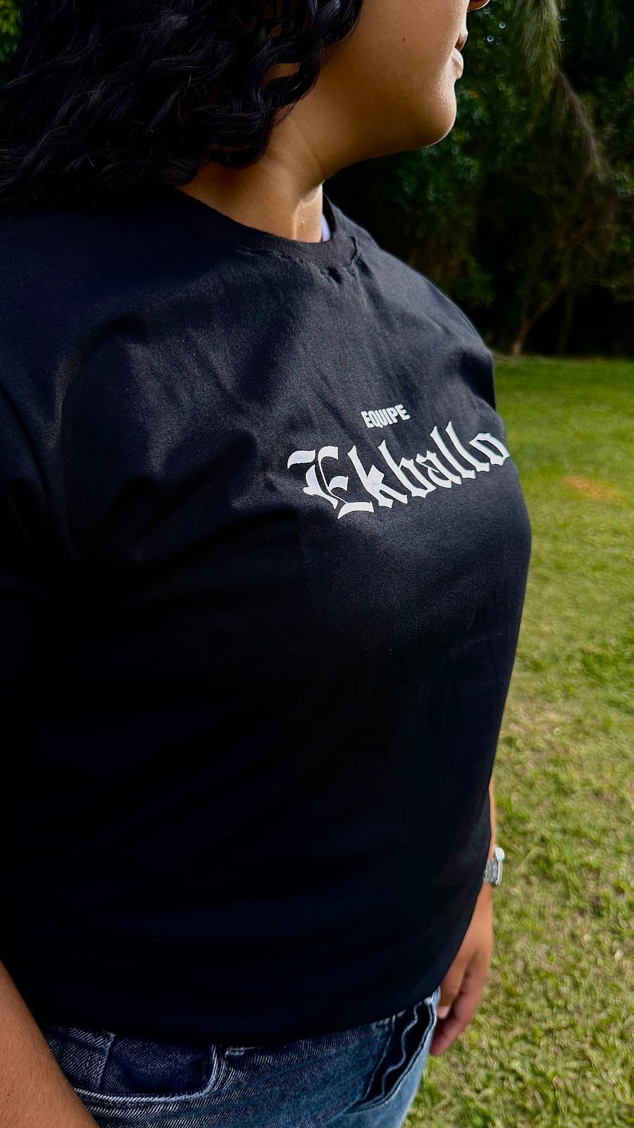 Camiseta Graça Diária — model