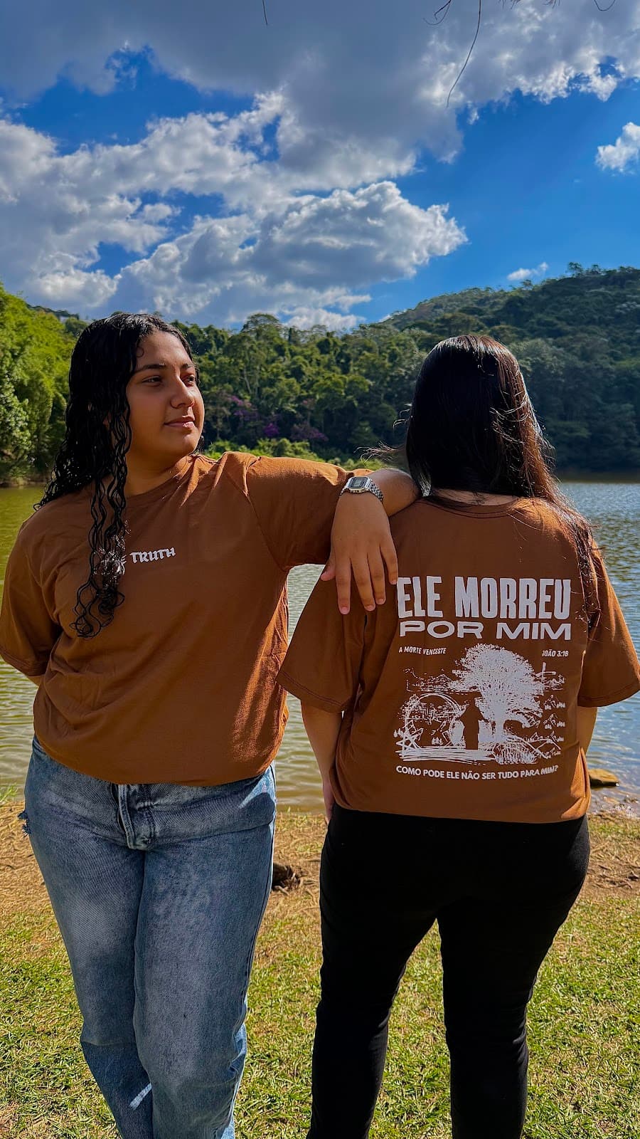 Camiseta O Senhor Diz Ekballo — model